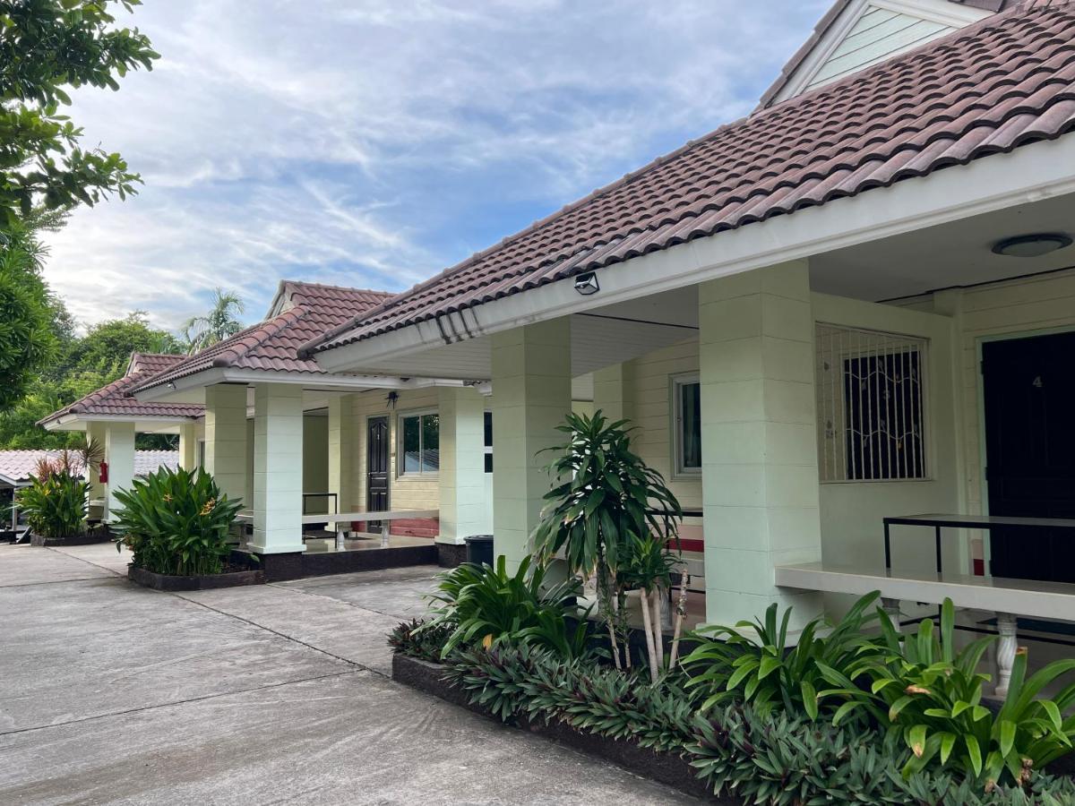 Suanpai Resort Sattahip Exteriör bild